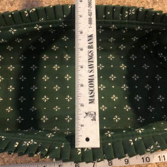 Longaberger Bread Basket w/ Green and White Liner, Wood Divider - Picture 13 of 16